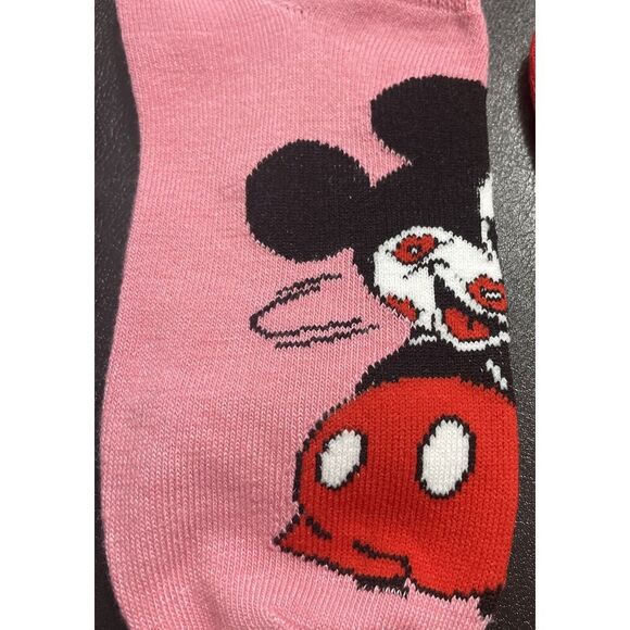 New ✨ WOT- Disney Mickey and Minnie Valentine Socks Set Of 3 Pair - Picture 3 of 4